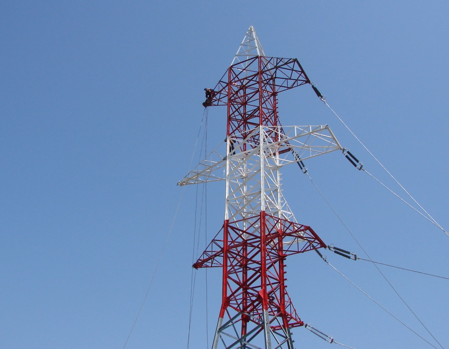 Linii electrice aeriene și subterane